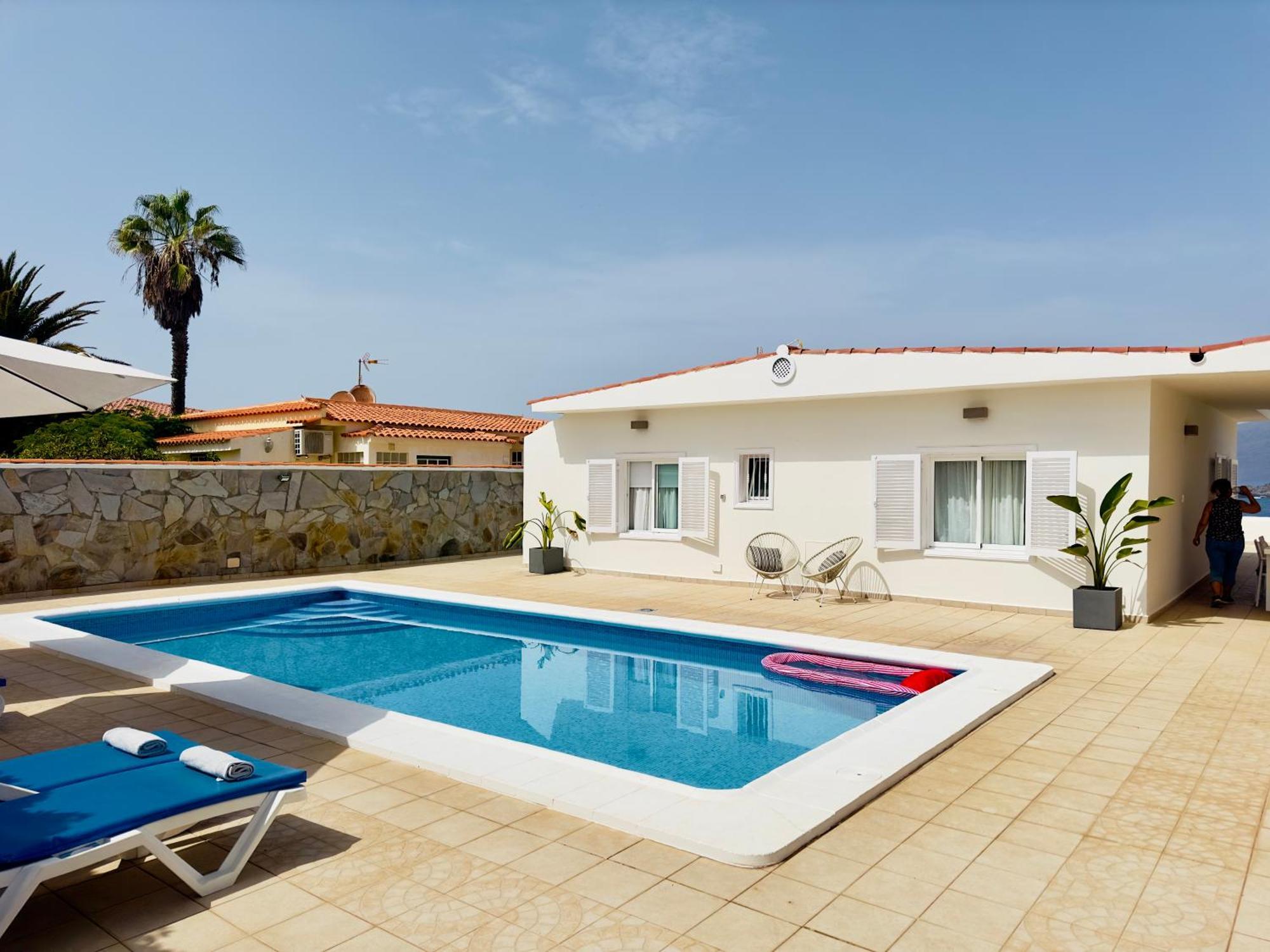 Beachfront Villa And Pool Puerto de Santiago  Eksteriør bilde